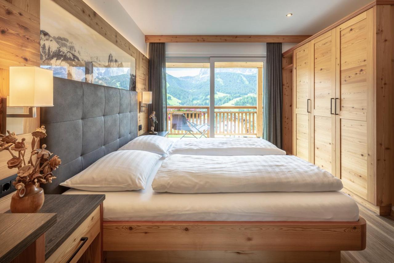 Apartments La Mana Santa Cristina Val Gardena Zewnętrze zdjęcie