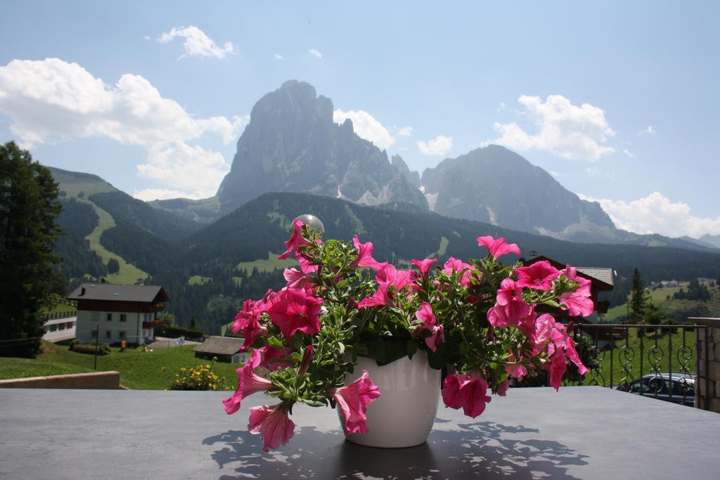Apartments La Mana Santa Cristina Val Gardena Zewnętrze zdjęcie