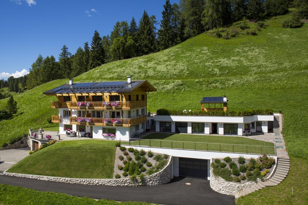 Apartments La Mana Santa Cristina Val Gardena Zewnętrze zdjęcie